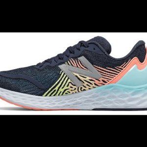 WOMEN'S NEW BALANCE FRESH FOAM RUNNING SHOES